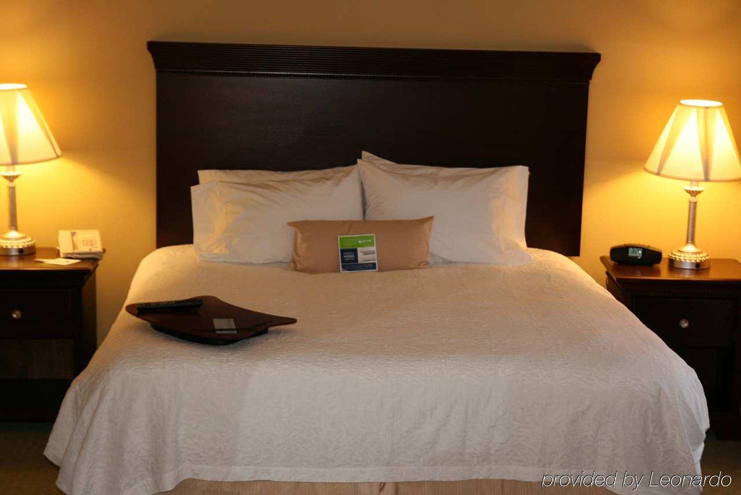 Hampton Inn & Suites Huntsville Hampton Cove Номер фото