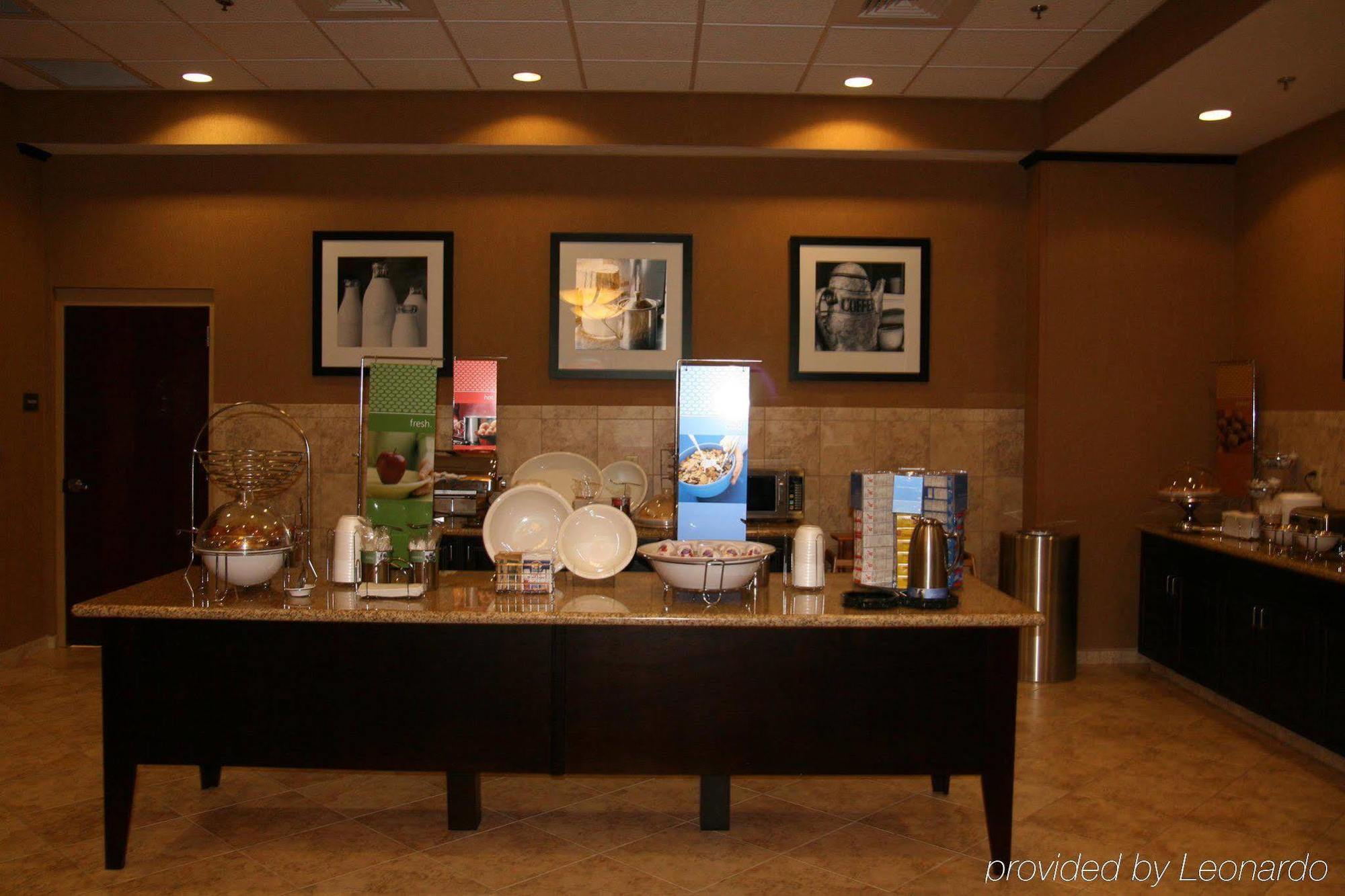 Hampton Inn & Suites Huntsville Hampton Cove Ресторан фото